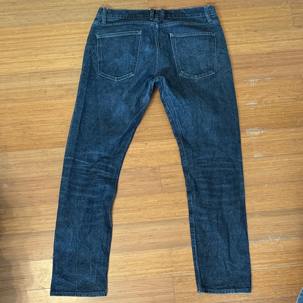 Blue Straight Jeans with Classic Indigo Wash